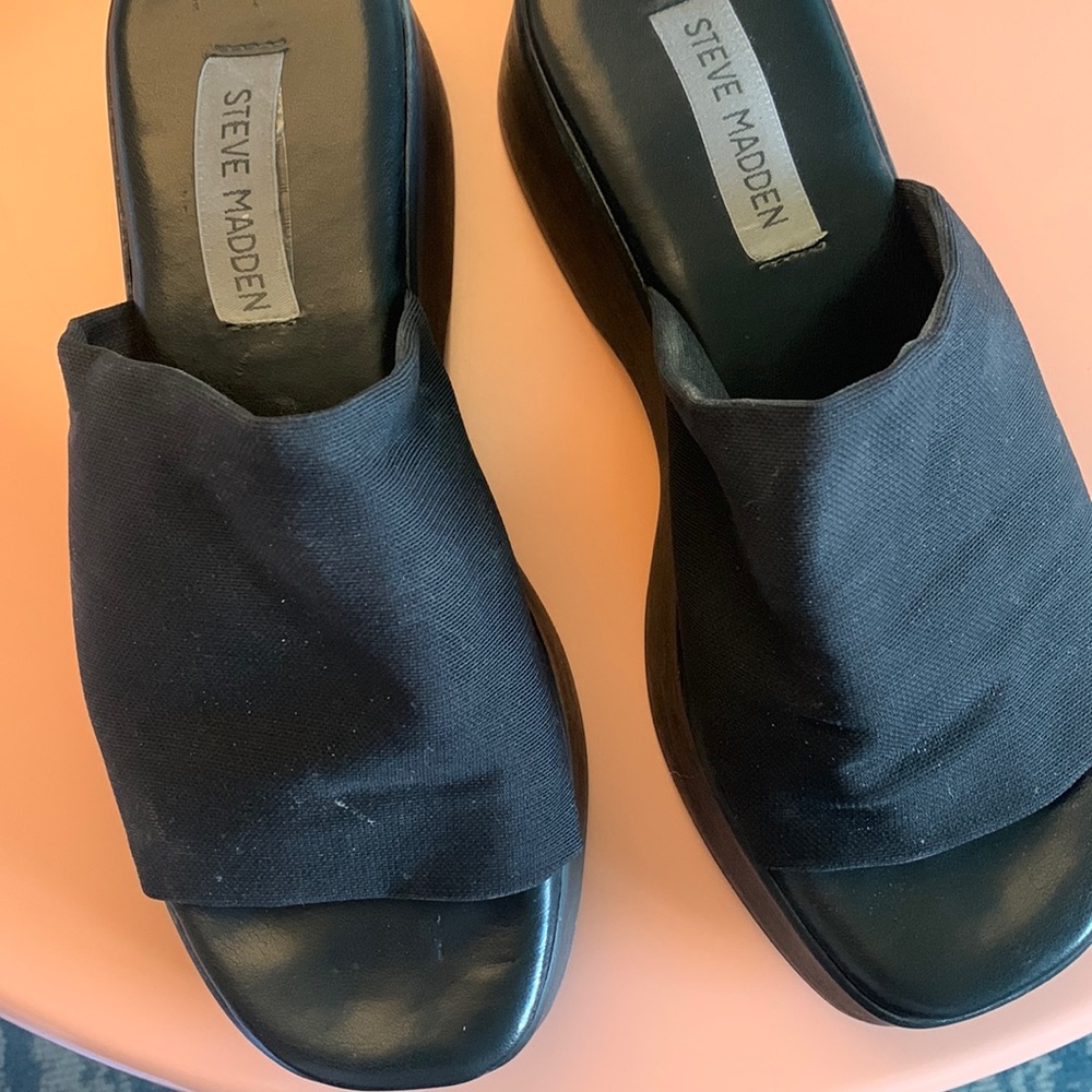 Steve Madden slides